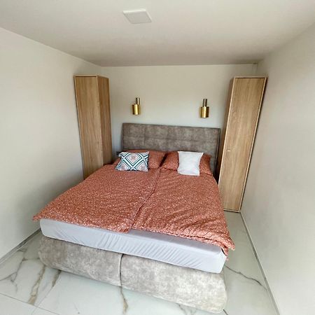 Luxury Apartments In Balatonalmadi, Almadi Lux Apartman III - Pure Gold Eksteriør bilde